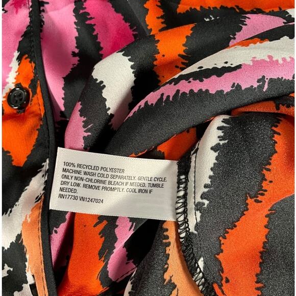 DVF x Target Satin Pajama Set L Tiger Stripe Button Shirt Shorts Silky Lounge - Picture 7 of 10